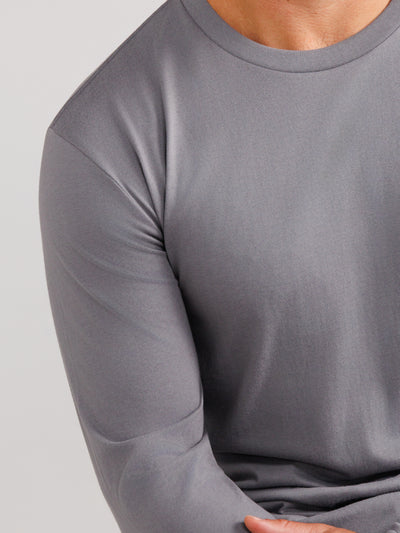 Dunkelgraues Langarmshirt